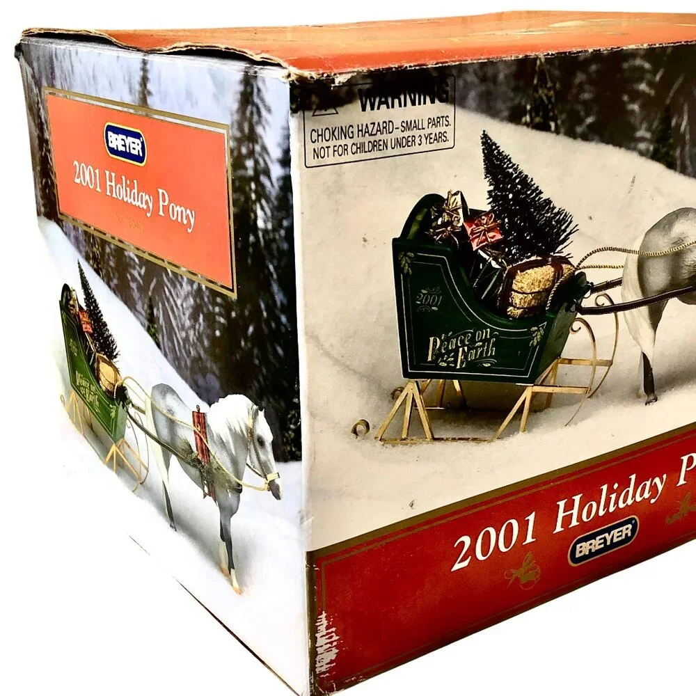 Breyer Model Horse JINGLES 2001 Holiday Pony Sleigh and Gifts New